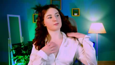 Ann Terry 3 online show from December 4, 2025, 1:09 pm