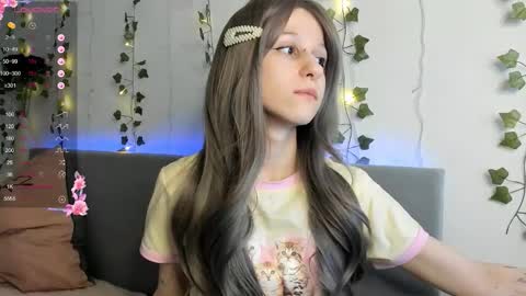 Snapshot of anny_0luv chatting on December 4, 2025, 2:48 pm annymeow online show from December 4, 2025, 2:48 pm