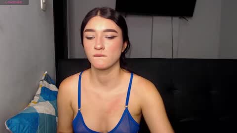 Snapshot of anny_naf chatting on September 10, 2025, 1:55 pm Anny online show from September 10, 2025, 1:55 pm