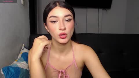 Snapshot of anny_naf chatting on September 15, 2025, 1:44 pm Anny online show from September 15, 2025, 1:44 pm