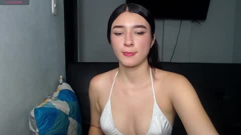 Snapshot of anny_naf chatting on September 19, 2025, 2:40 pm Anny online show from September 19, 2025, 2:40 pm