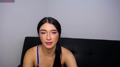 Snapshot of anny_naf chatting on December 1, 2025, 2:44 pm Anny online show from December 1, 2025, 2:44 pm