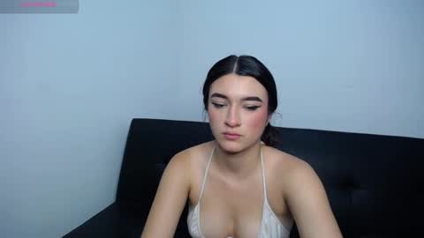 Anny online show from January 5, 2026, 5:27 pm