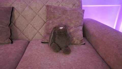 Snapshot of annybuny chatting on February 18, 2026, 12:34 pm Ana online show from February 18, 2026, 12:34 pm