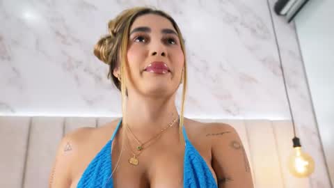 Snapshot of annyy_rosse chatting on March 9, 2026, 5:22 am ANNYY online show from March 9, 2026, 5:22 am