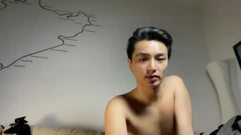 asiantwinkboy online show from December 18, 2024, 7:30 pm