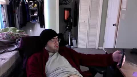 Snapshot of anonman12 chatting on February 1, 2026, 10:30 pm anonman12 online show from February 1, 2026, 10:30 pm