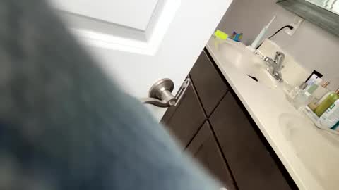 Snapshot of anonomousloser chatting on November 11, 2025, 6:08 pm anonomousloser online show from November 11, 2025, 6:08 pm