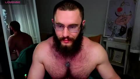 Ant online show from May 20, 2026, 7:53 pm