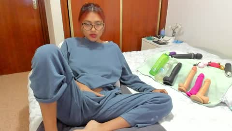 anthonela_hotsex online show from April 11, 2026, 10:52 am