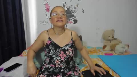 anthonela_mature_ online show from October 11, 2025, 7:01 pm