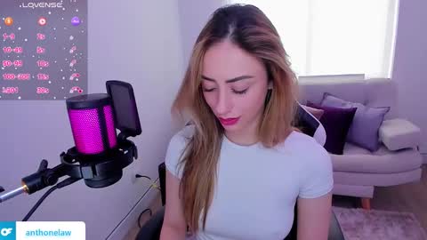 Anthonela online show from October 11, 2025, 8:51 pm