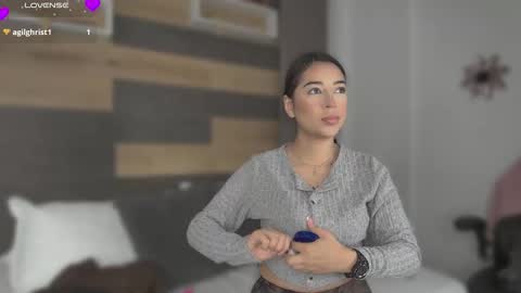 Anthonella Sweet online show from November 14, 2025, 11:09 am