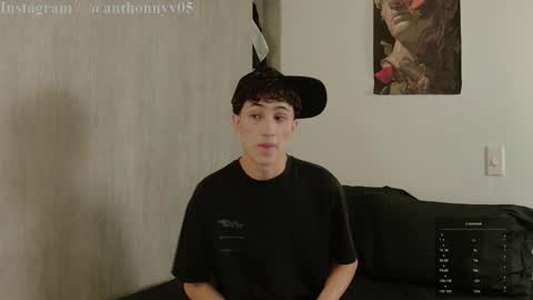 Snapshot of anthonny_05 chatting on November 3, 2025, 11:26 pm TONY NEW ACCOUNT online show from November 3, 2025, 11:26 pm