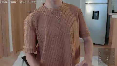 Snapshot of anthonny_05 chatting on November 22, 2025, 10:42 pm TONY NEW ACCOUNT online show from November 22, 2025, 10:42 pm