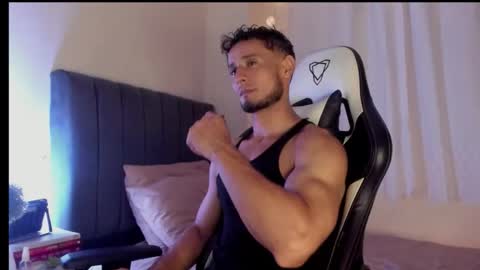 Adonys Creeb online show from September 18, 2025, 6:48 am