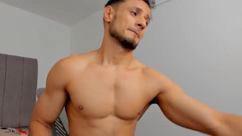 Adonys Creeb online show from November 30, 2025, 5:11 am