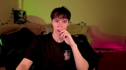 Snapshot of anthonycutie chatting on February 21, 2026, 4:02 am Anthony online show from February 21, 2026, 4:02 am