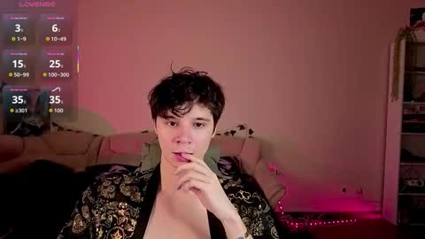 Snapshot of anthonycutie chatting on February 25, 2026, 5:39 am Anthony online show from February 25, 2026, 5:39 am