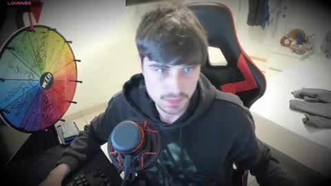 Anthony online show from November 26, 2025, 4:19 pm