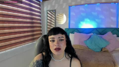 Snapshot of antonela_vargas chatting on April 7, 2026, 12:16 pm Anto online show from April 7, 2026, 12:16 pm