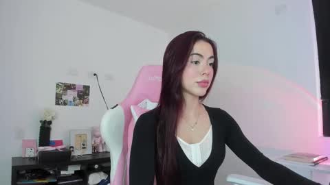 Snapshot of antonella_28_ chatting on March 23, 2026, 12:58 am Antonella online show from March 23, 2026, 12:58 am