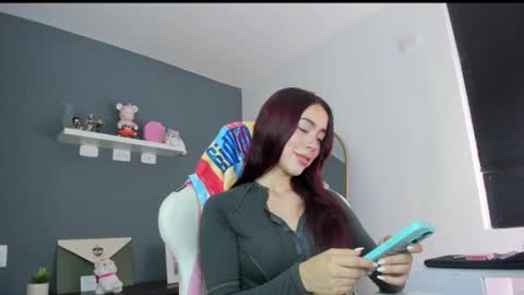 Snapshot of antonella_28_ chatting on June 24, 2026, 10:53 pm Antonella online show from June 24, 2026, 10:53 pm