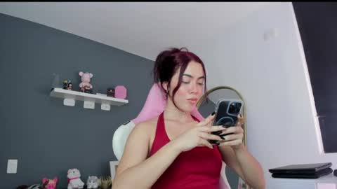 Snapshot of antonella_28_ chatting on July 28, 2026, 8:23 pm Antonella online show from July 28, 2026, 8:23 pm