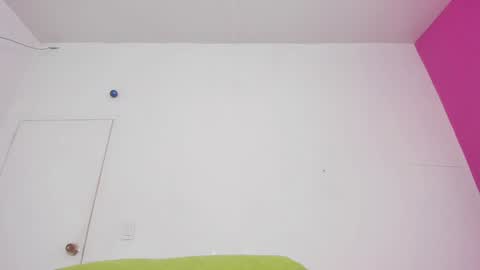 Snapshot of antonella_bonnet_ chatting on January 17, 2025, 7:27 pm ANTONELLA online show from January 17, 2025, 7:27 pm