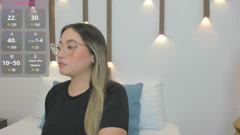 A N T O N E L L A  online show from February 4, 2025, 12:00 pm