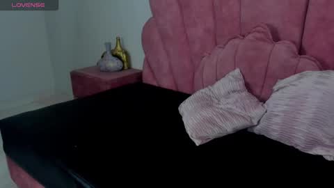 Snapshot of antonella_foxxxx chatting on December 16, 2025, 3:06 pm antonella_foxxxx online show from December 16, 2025, 3:06 pm