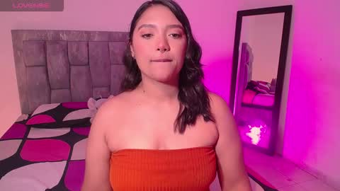 Snapshot of antonella_hot_x chatting on January 6, 2026, 11:18 pm Antonella online show from January 6, 2026, 11:18 pm
