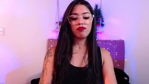 Snapshot of antonella_miller18 chatting on December 23, 2024, 3:40 am Antonella online show from December 23, 2024, 3:40 am