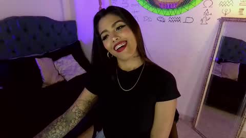 Snapshot of antonella_miller18 chatting on October 9, 2025, 3:26 am Antonella online show from October 9, 2025, 3:26 am