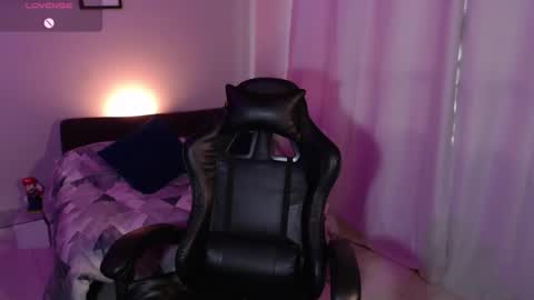 Antonella online show from July 15, 2026, 2:22 pm