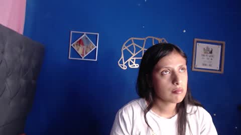 Antonella online show from June 5, 2026, 3:18 pm