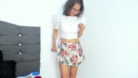 Snapshot of antonella_rizzo01 chatting on July 3, 2026, 10:49 pm antonella_rizzo01 online show from July 3, 2026, 10:49 pm