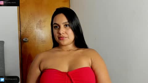 Snapshot of antonella_rod chatting on November 5, 2025, 7:58 pm antonella_rod online show from November 5, 2025, 7:58 pm