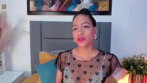 AntonellaHall  online show from November 27, 2025, 12:29 pm