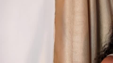 Snapshot of antonellahall_ chatting on February 15, 2026, 2:36 pm AntonellaHall online show from February 15, 2026, 2:36 pm