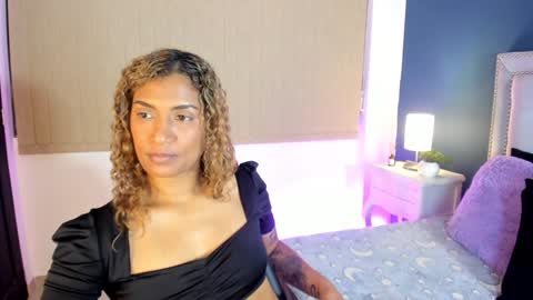 Sarah online show from December 21, 2024, 5:40 pm