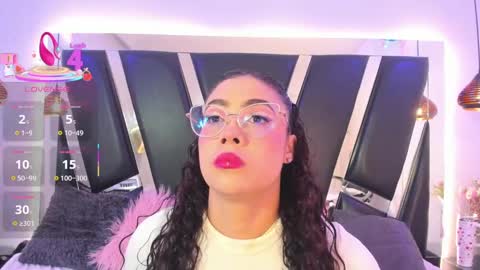 A N T O N E L L E  online show from October 7, 2025, 11:29 am