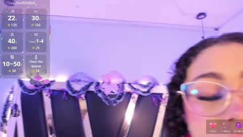 A N T O N E L L E  online show from December 19, 2025, 11:28 am