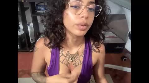 Snapshot of antoniabloom chatting on April 3, 2026, 11:14 pm Antonia online show from April 3, 2026, 11:14 pm