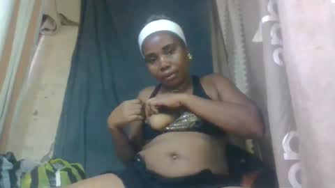 Snapshot of antoniazz chatting on May 10, 2026, 6:57 pm antoniazz online show from May 10, 2026, 6:57 pm