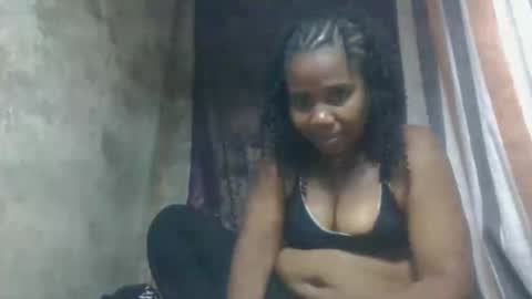 Snapshot of antoniazz chatting on May 15, 2026, 8:43 am antoniazz online show from May 15, 2026, 8:43 am