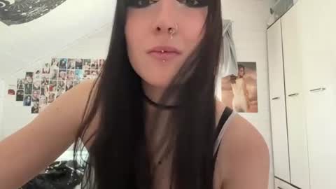 Claire online show from June 9, 2026, 8:26 am
