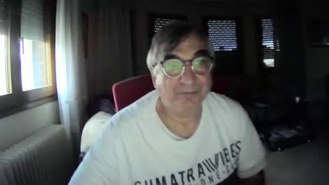 Snapshot of antonio2605 chatting on December 6, 2024, 7:54 am Antonio online show from December 6, 2024, 7:54 am