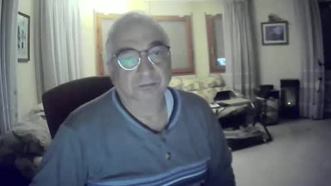 Snapshot of antonio2605 chatting on November 7, 2025, 2:00 am Antonio online show from November 7, 2025, 2:00 am