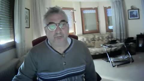 Snapshot of antonio2605 chatting on November 12, 2025, 8:15 am Antonio online show from November 12, 2025, 8:15 am